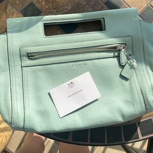 Like blue/teal Beautiful Vintage Coach Clutch